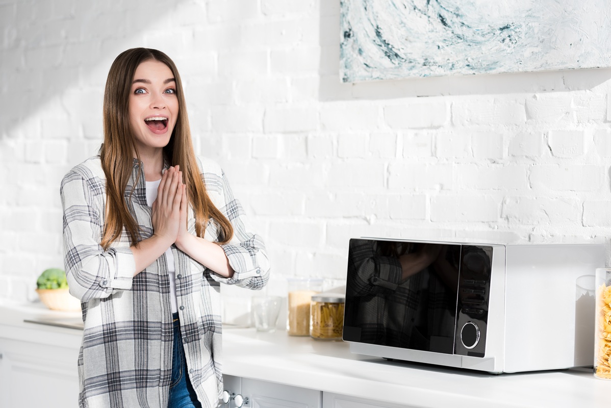 Why Is My Microwave Making a Loud Noise?