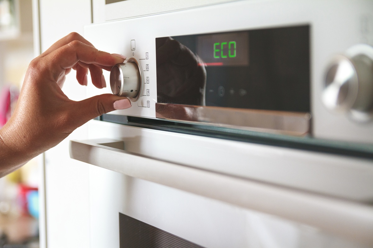Why Is My Oven Not Reaching the Set Temperature?